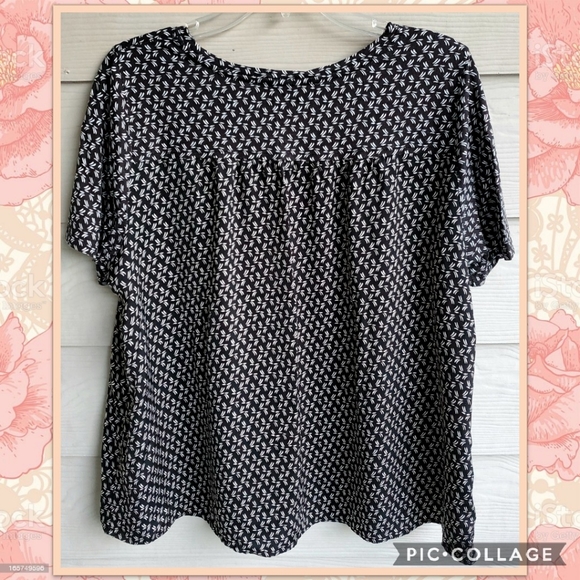 LOFT Black & White Monochrome Graphic Patterned Boxy Business Casual Blouse Top - Picture 16 of 16